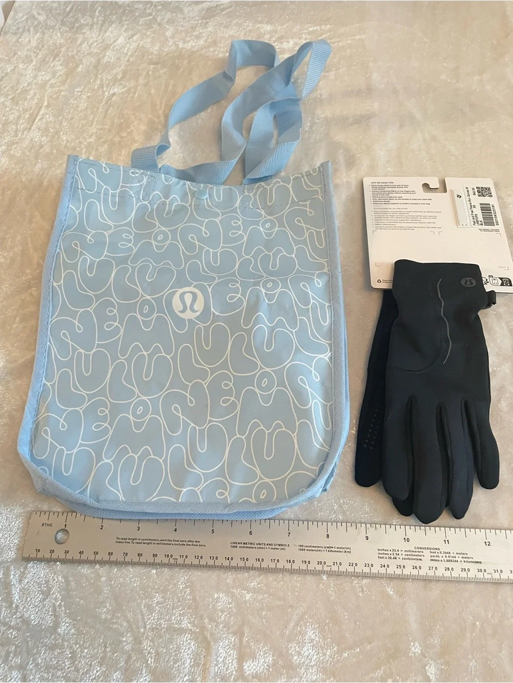 NWT lululemon Fast and Free Fleece Running Gloves Black XS + with Bag